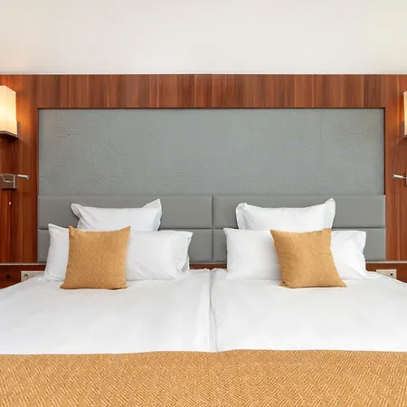 Alua Helios Bay Отель